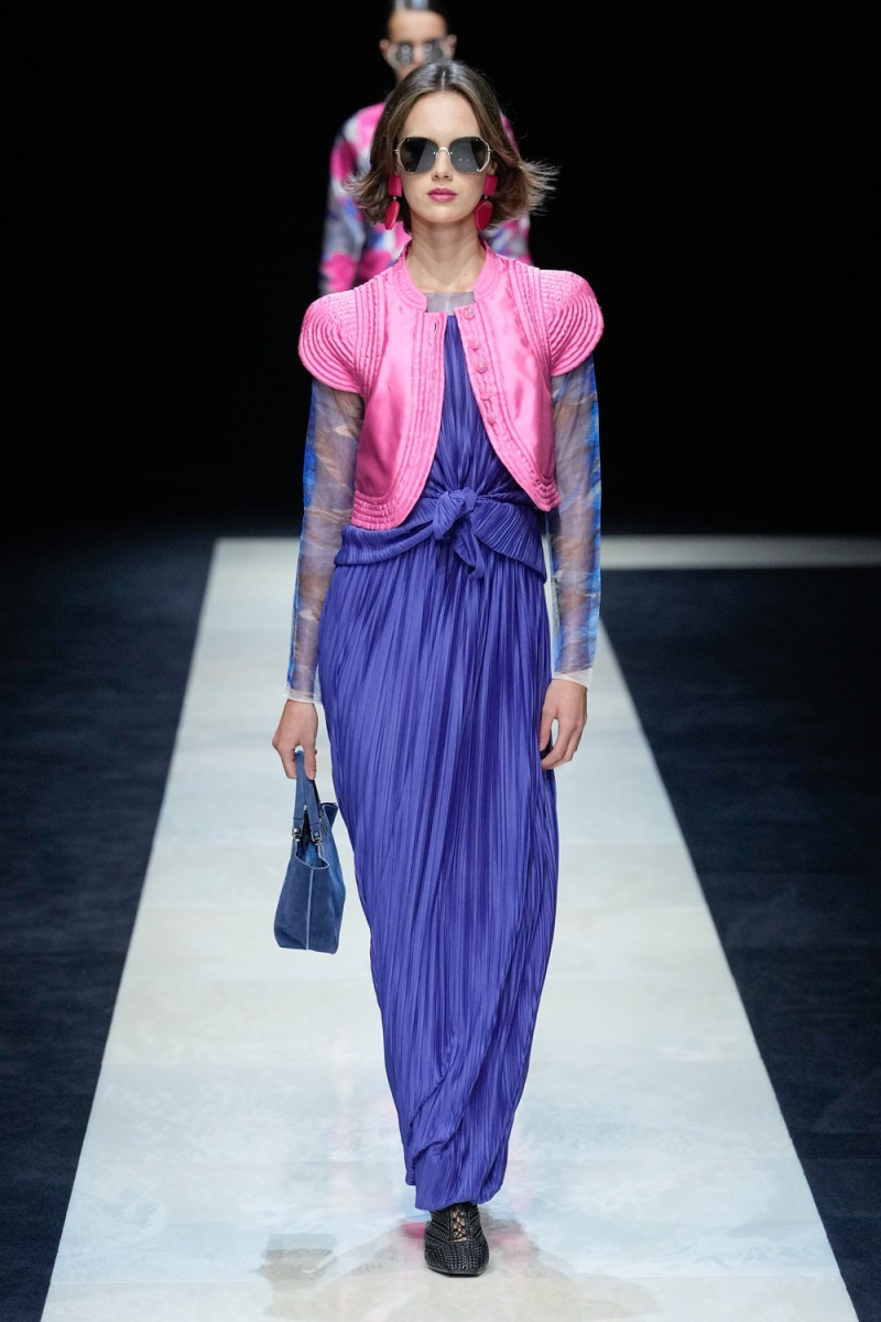 Emporio Armani fashion show for Spring/Summer 2025