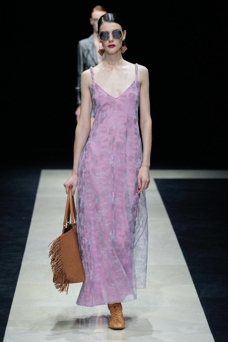 Emporio Armani fashion show for Spring/Summer 2025