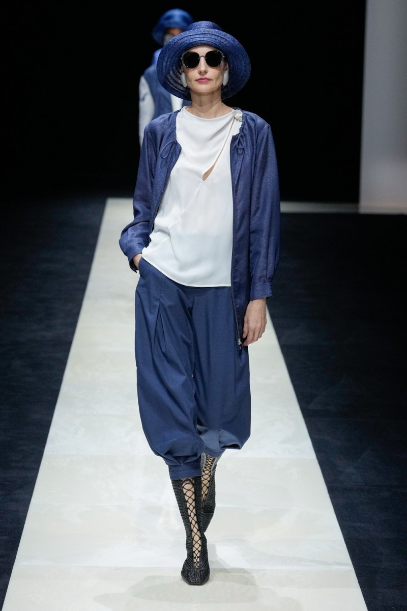Emporio Armani fashion show for Spring/Summer 2025