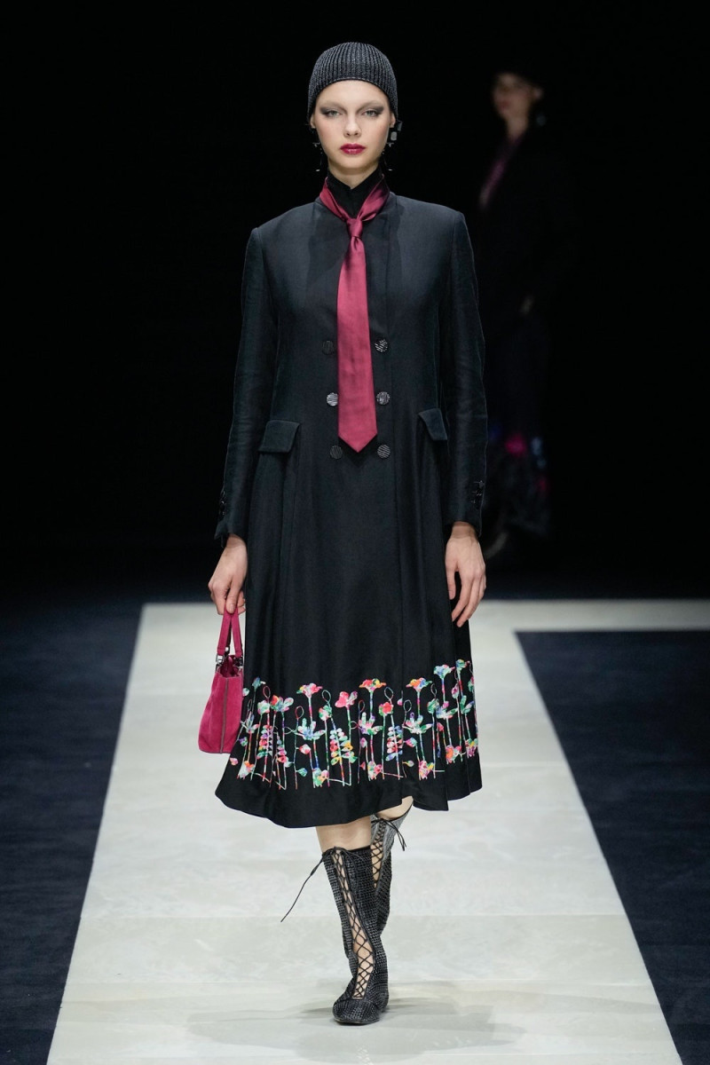 Emporio Armani fashion show for Spring/Summer 2025