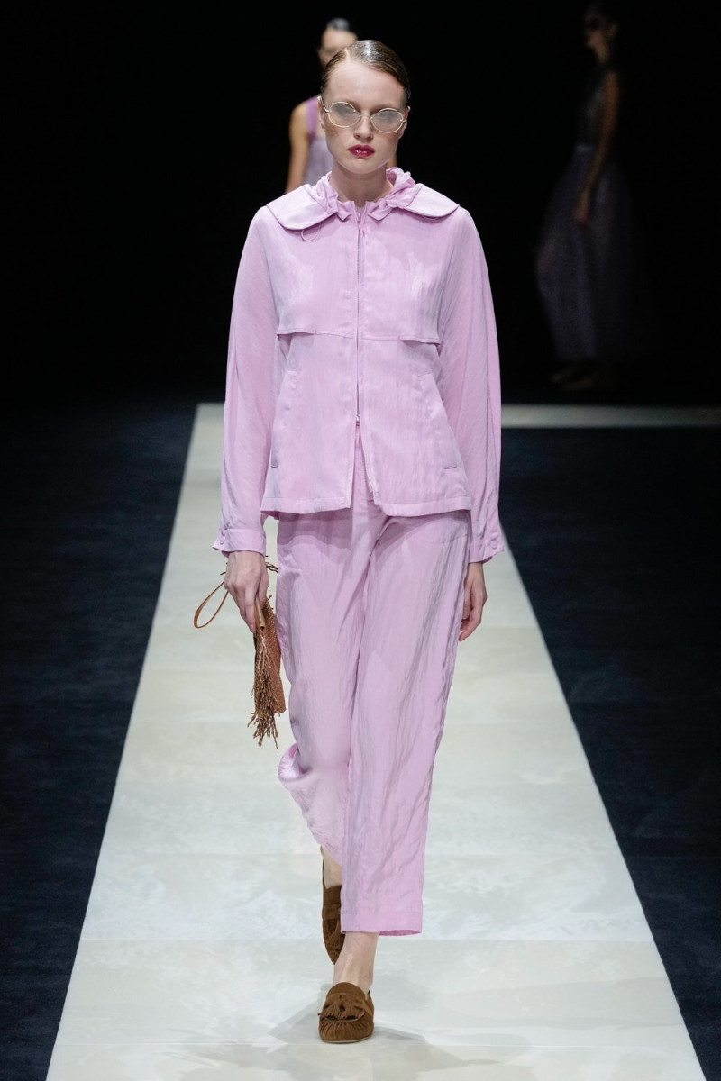 Emporio Armani fashion show for Spring/Summer 2025