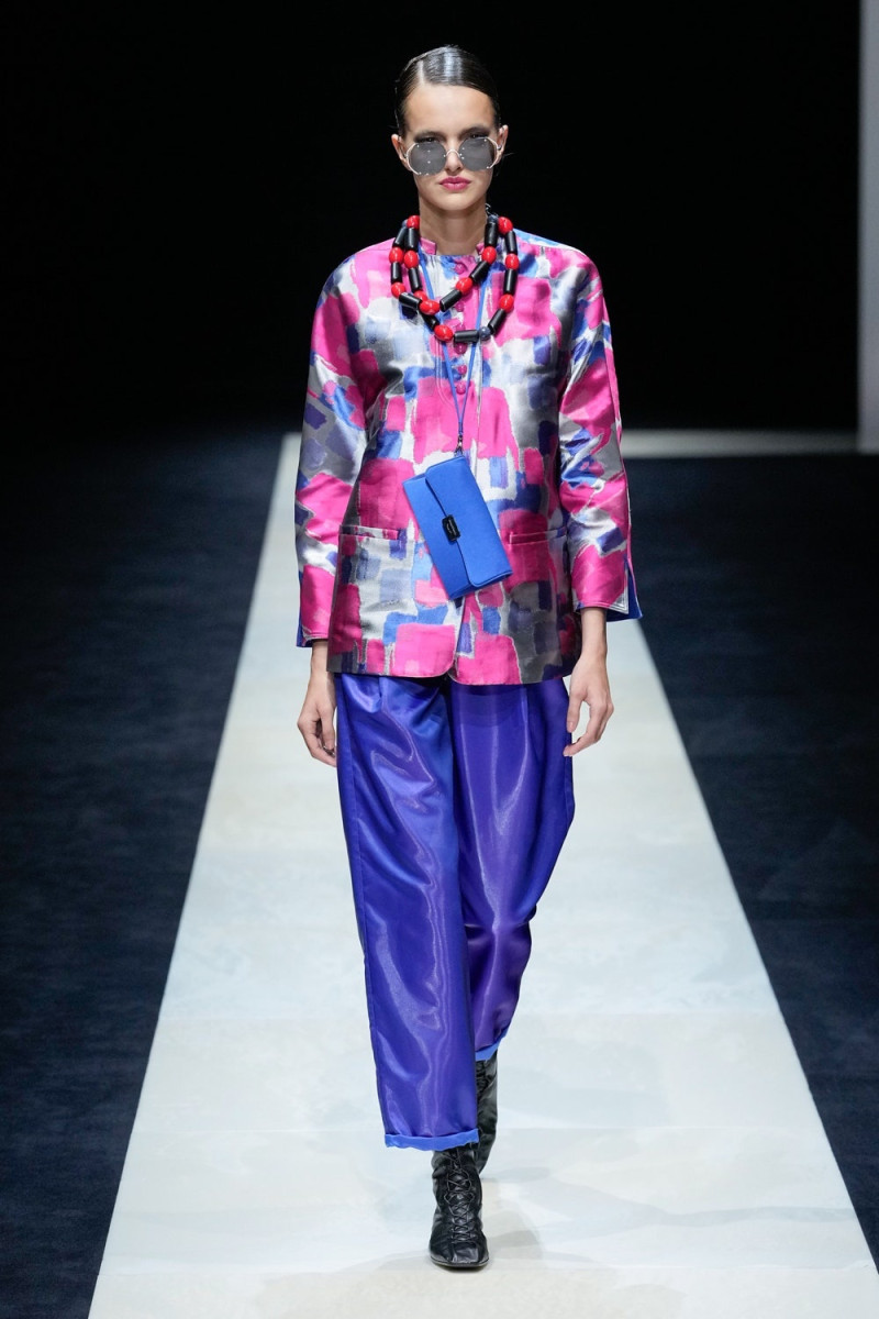 Emporio Armani fashion show for Spring/Summer 2025