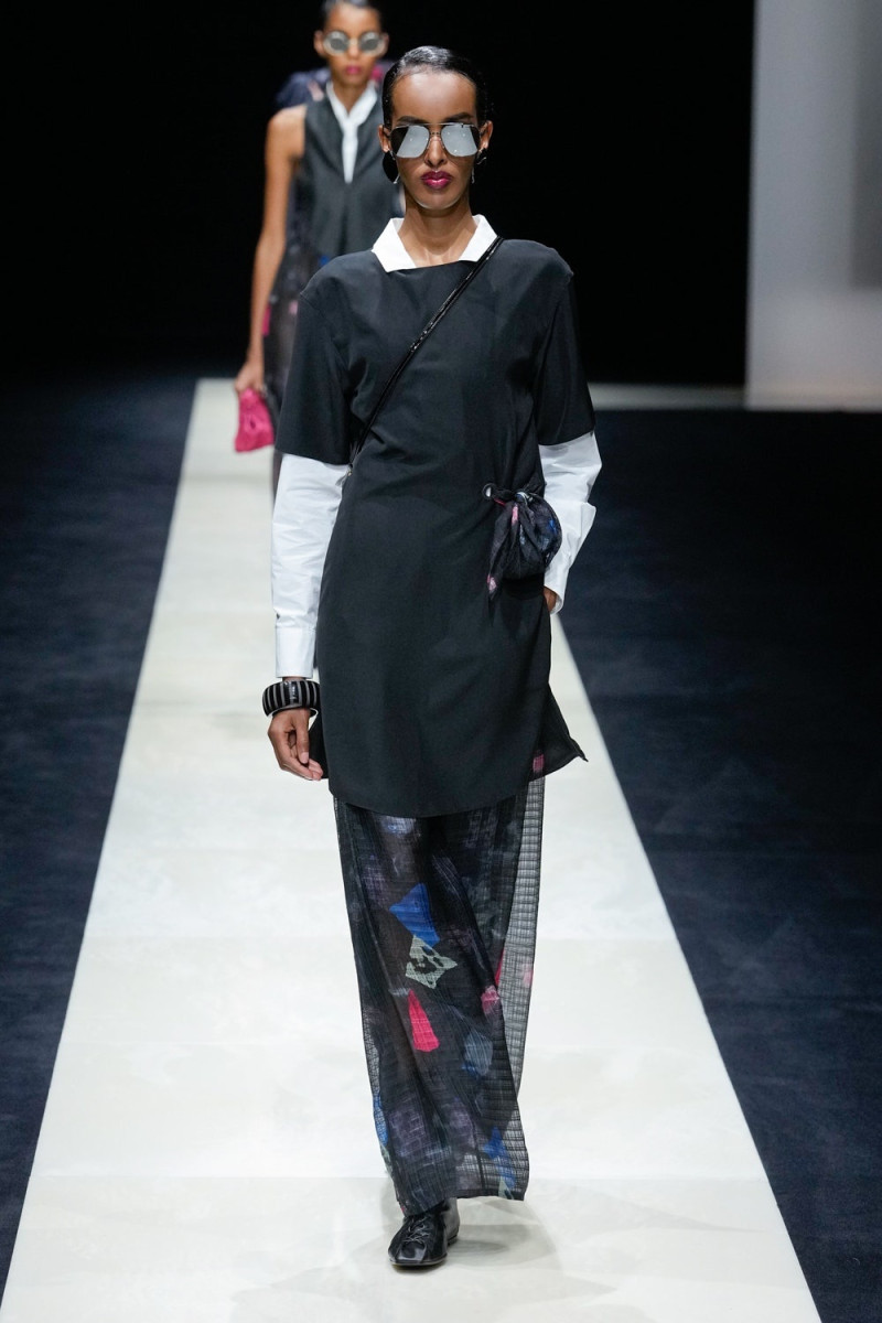 Emporio Armani fashion show for Spring/Summer 2025