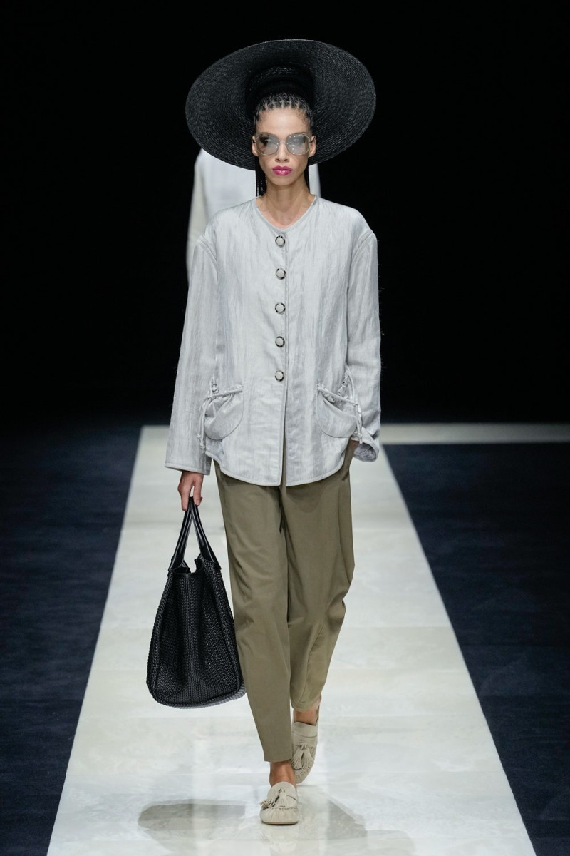 Emporio Armani fashion show for Spring/Summer 2025