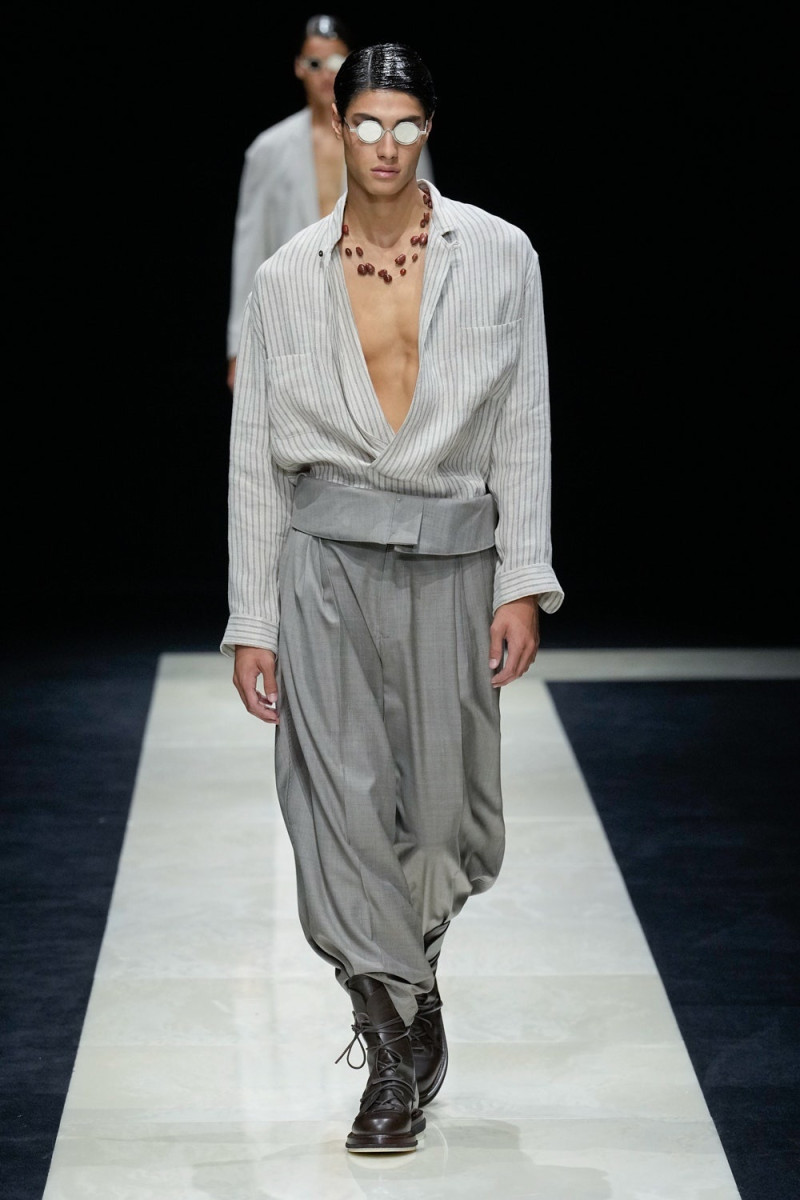 Emporio Armani fashion show for Spring/Summer 2025