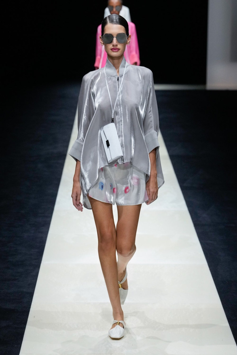 Emporio Armani fashion show for Spring/Summer 2025