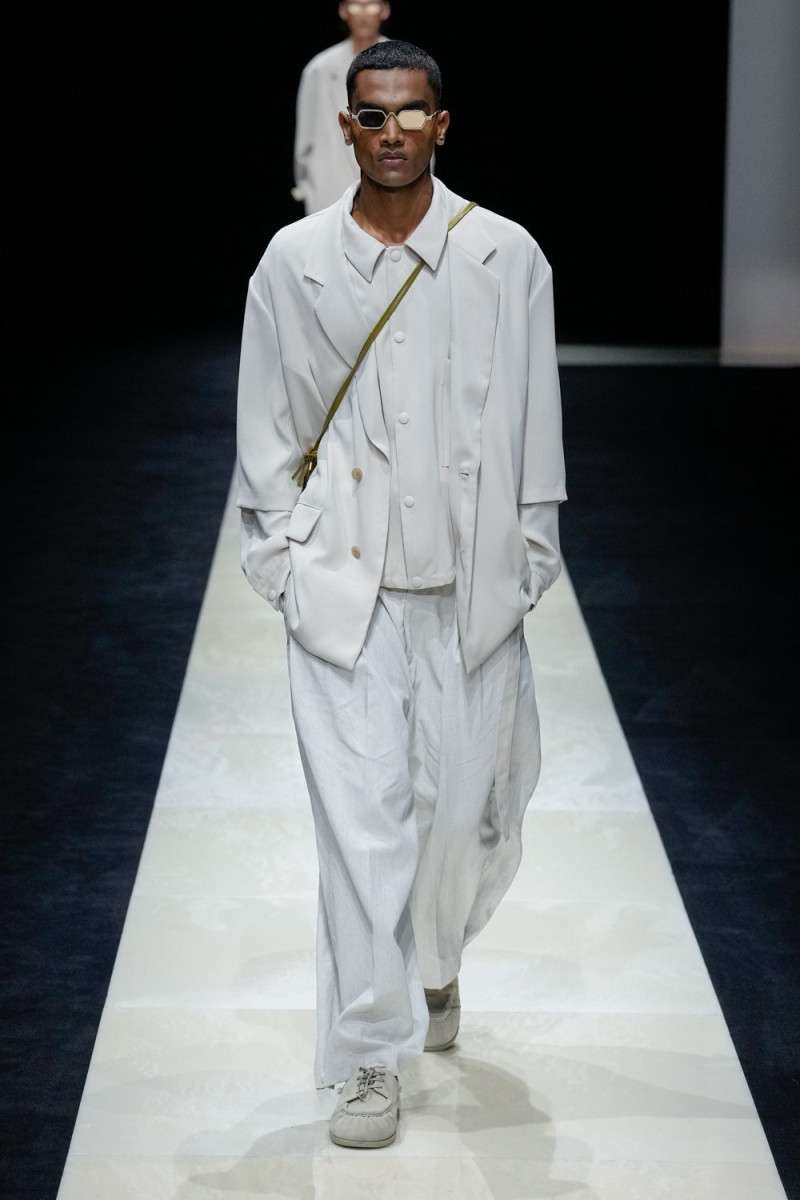 Emporio Armani fashion show for Spring/Summer 2025