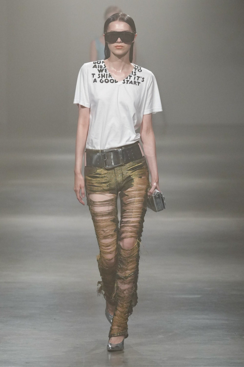 MM6 Maison Martin Margiela fashion show for Spring/Summer 2025