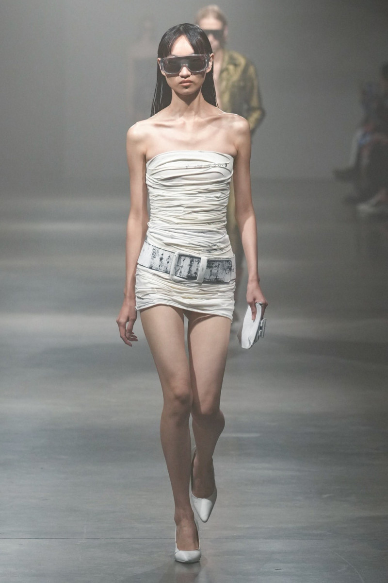 MM6 Maison Martin Margiela fashion show for Spring/Summer 2025