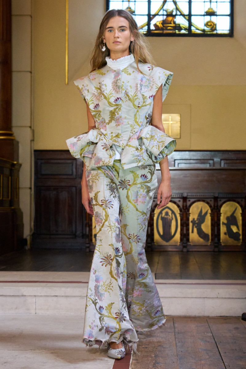 Marques\'Almeida fashion show for Spring/Summer 2025