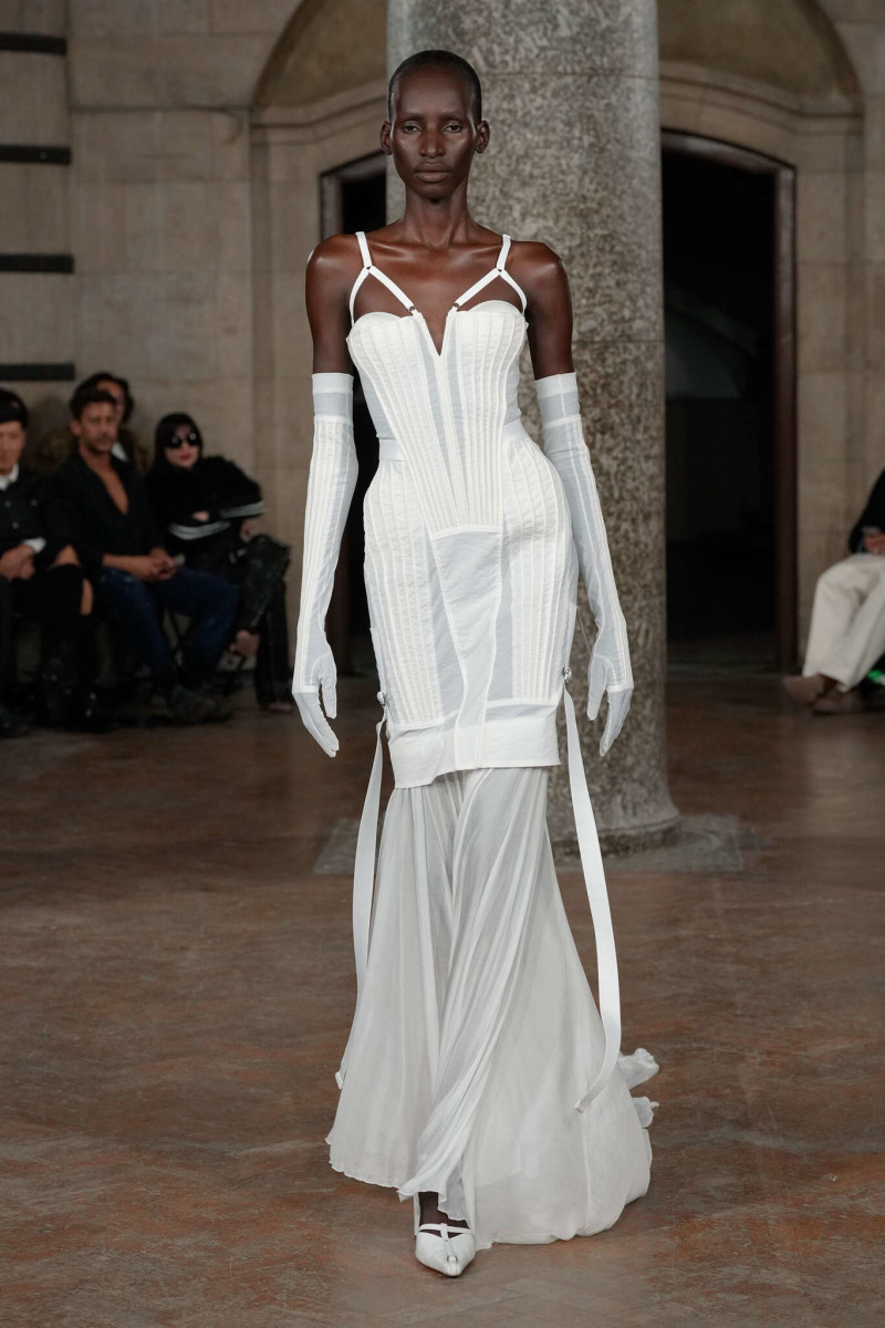 Knwls fashion show for Spring/Summer 2025