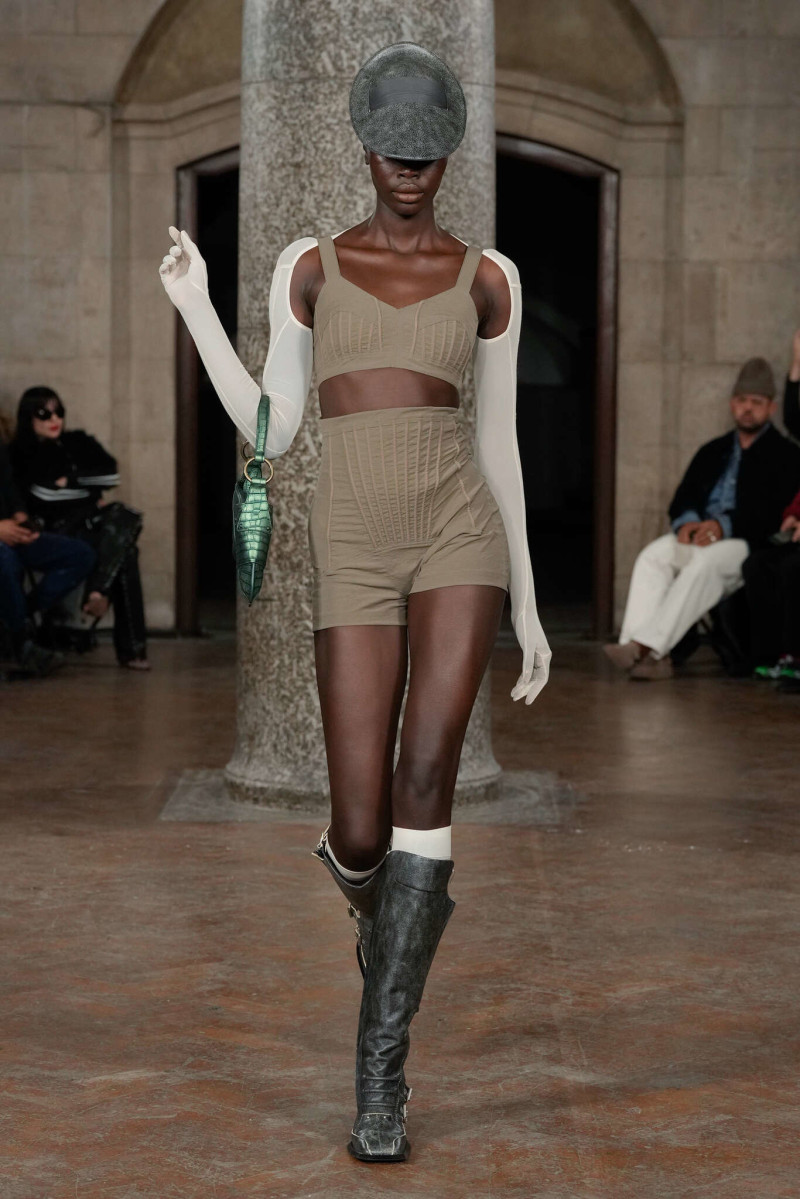 Knwls fashion show for Spring/Summer 2025