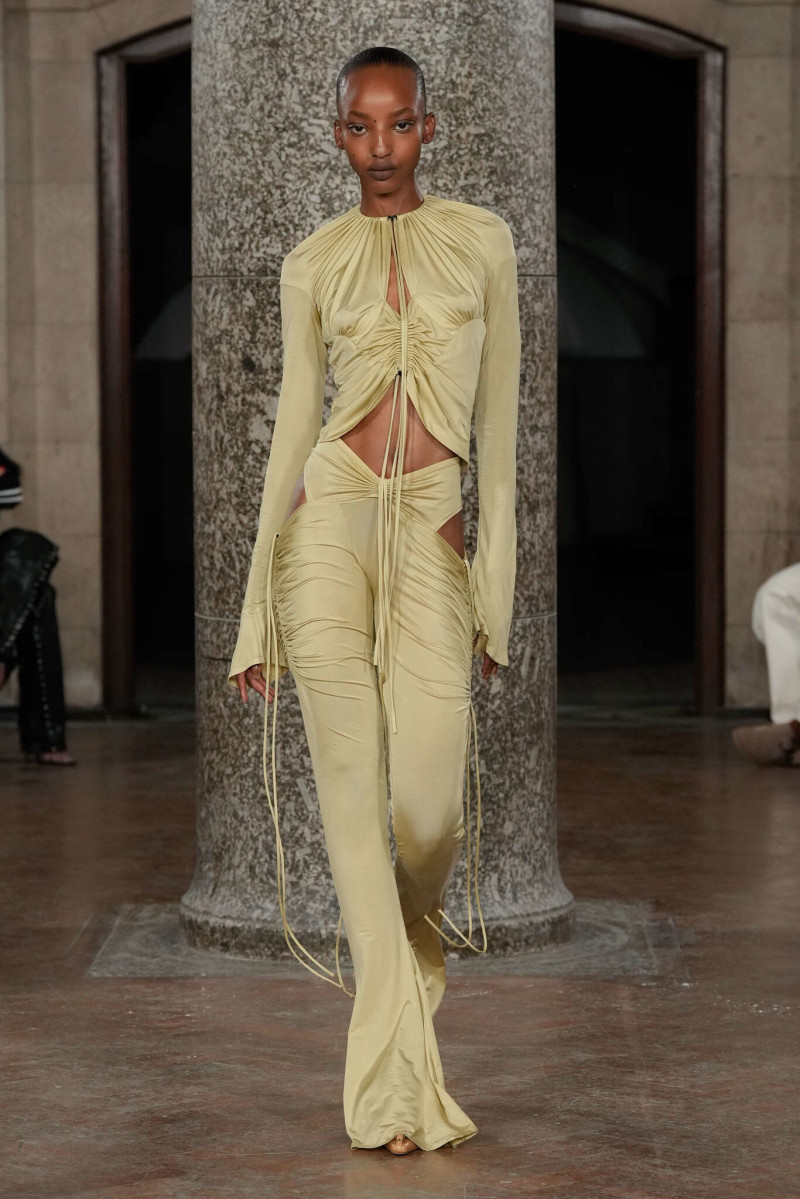 Knwls fashion show for Spring/Summer 2025