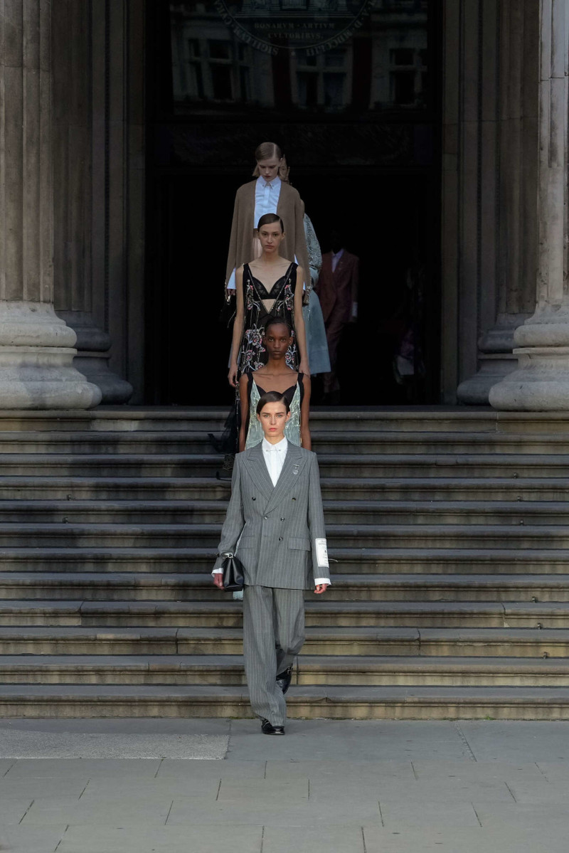 Erdem fashion show for Spring/Summer 2025