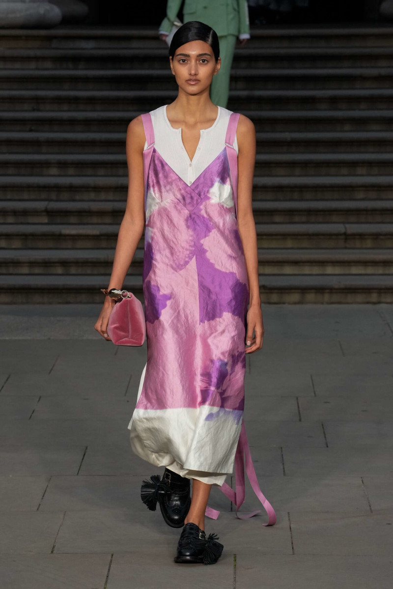 Erdem fashion show for Spring/Summer 2025