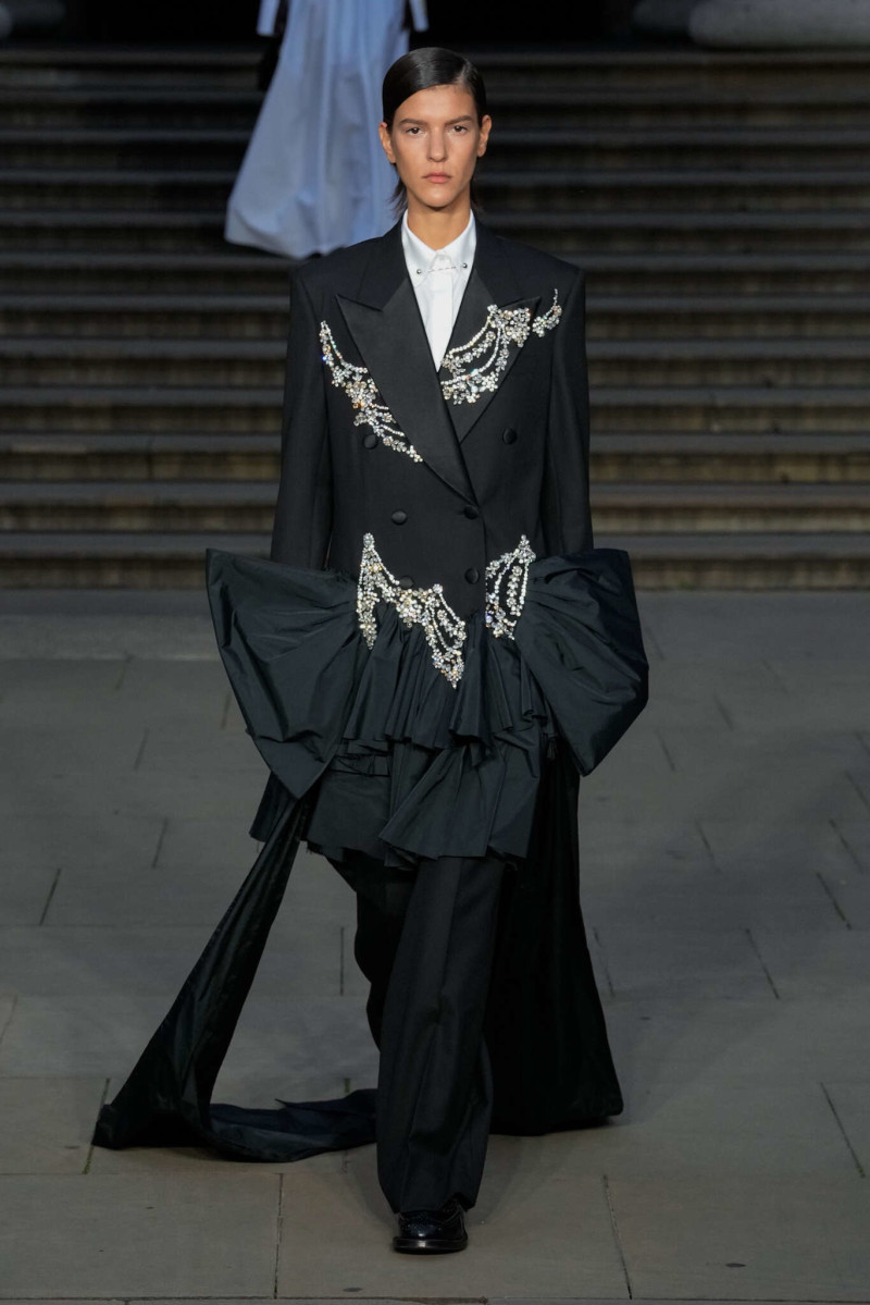 Erdem fashion show for Spring/Summer 2025
