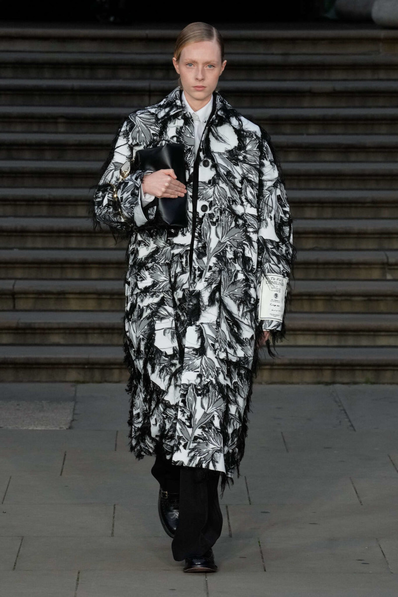 Erdem fashion show for Spring/Summer 2025