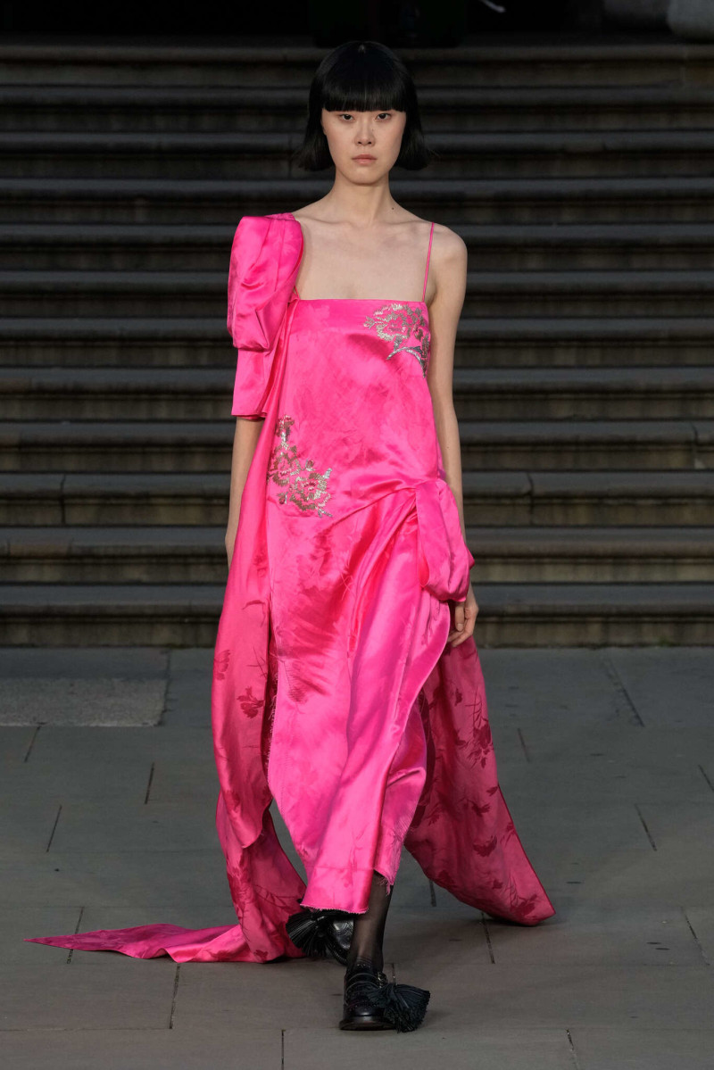 Erdem fashion show for Spring/Summer 2025