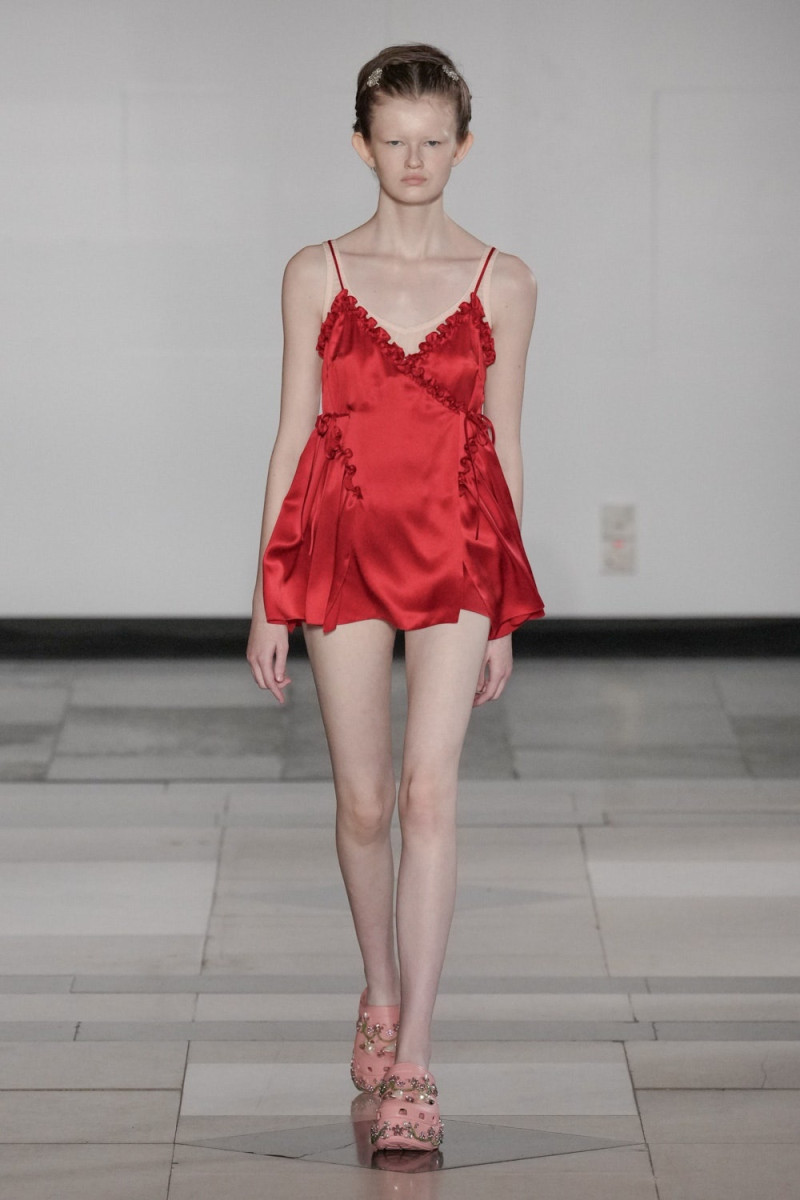 Simone Rocha fashion show for Spring/Summer 2025
