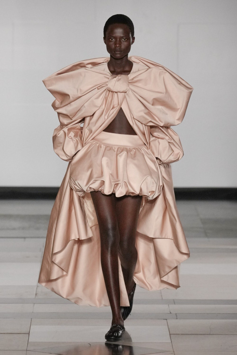 Simone Rocha fashion show for Spring/Summer 2025