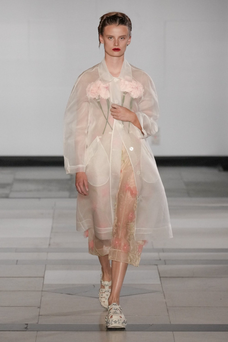 Simone Rocha fashion show for Spring/Summer 2025