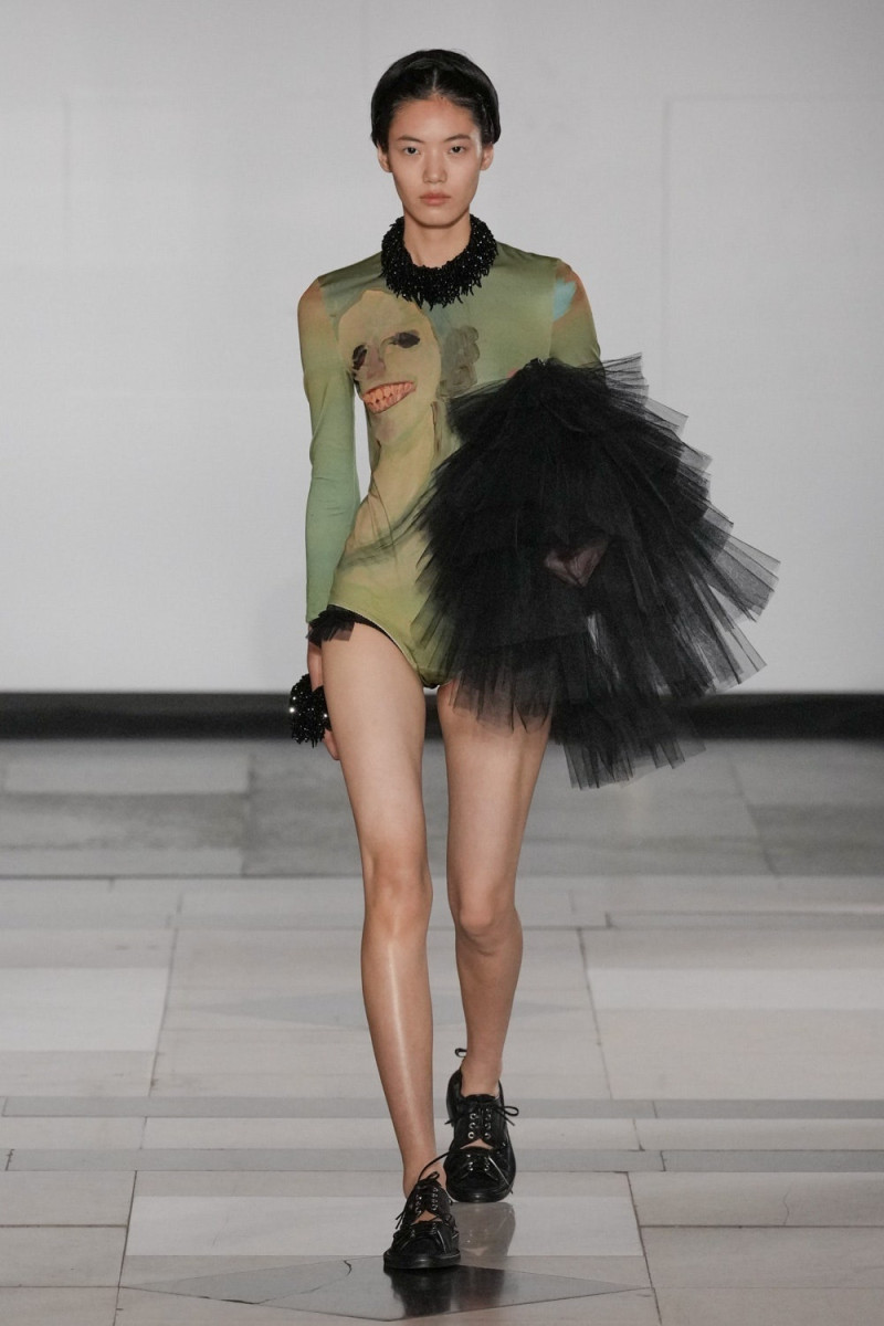 Simone Rocha fashion show for Spring/Summer 2025