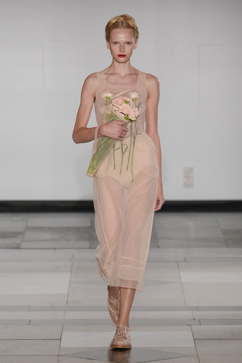 Simone Rocha fashion show for Spring/Summer 2025