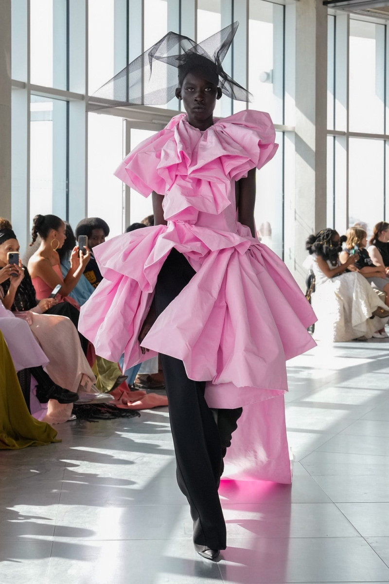 Roksanda Ilincic fashion show for Spring/Summer 2025