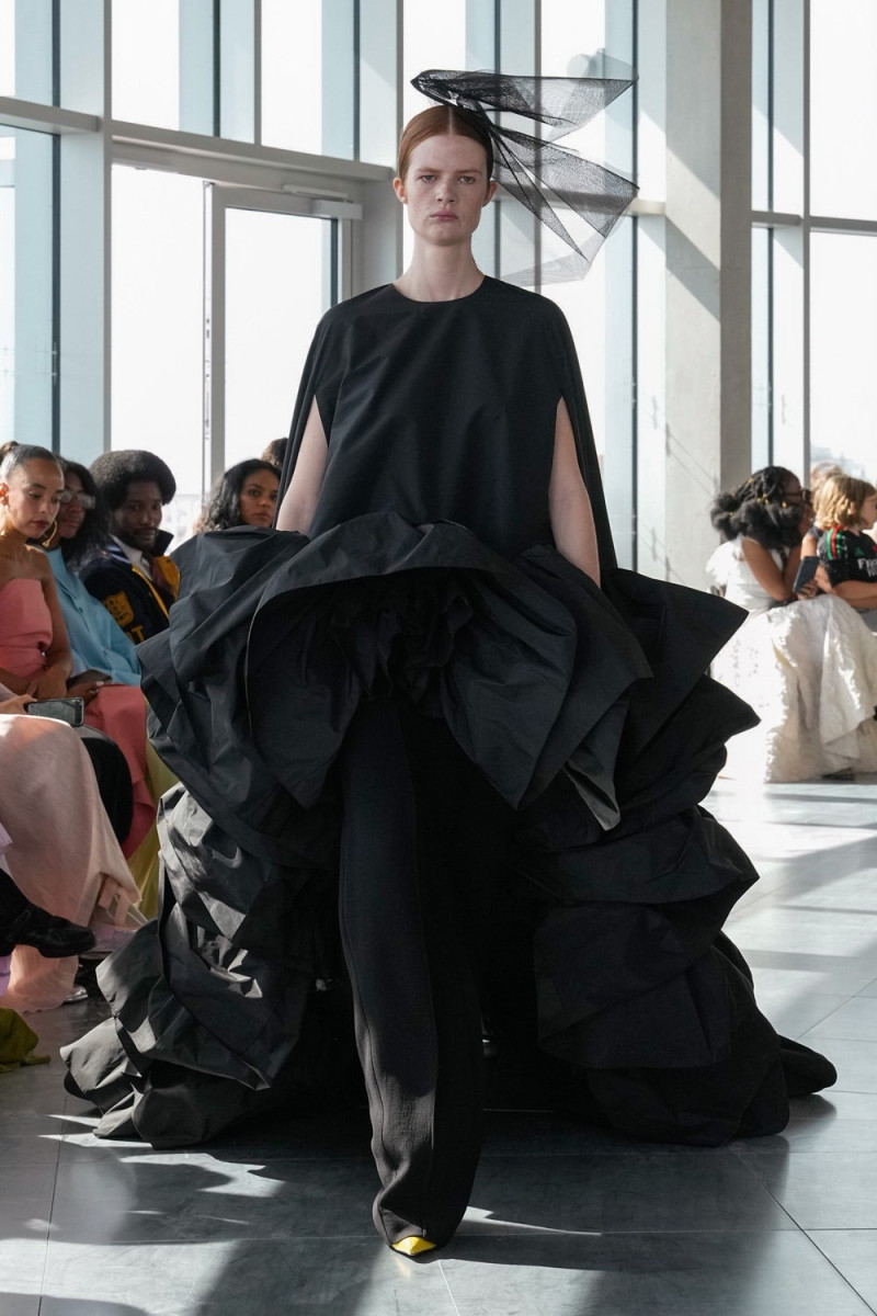 Roksanda Ilincic fashion show for Spring/Summer 2025