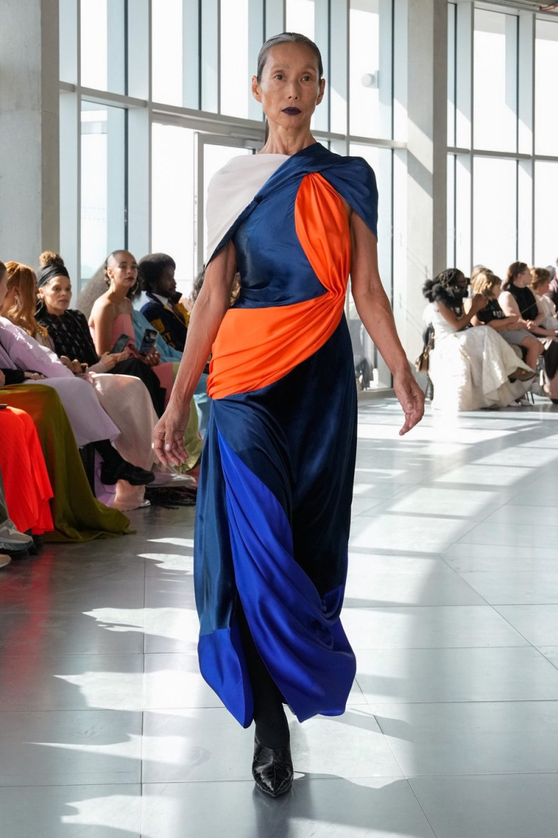Roksanda Ilincic fashion show for Spring/Summer 2025