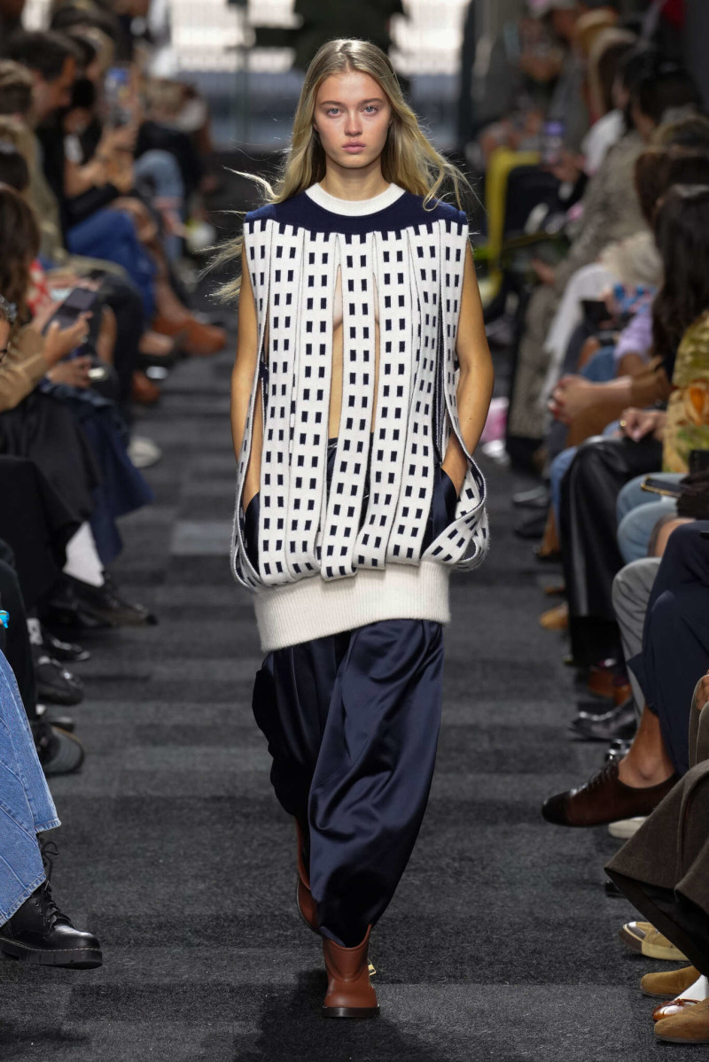 J.W. Anderson fashion show for Spring/Summer 2025
