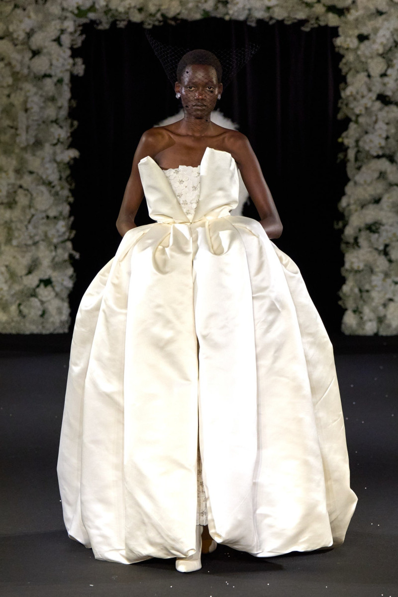 Richard Quinn fashion show for Spring/Summer 2025