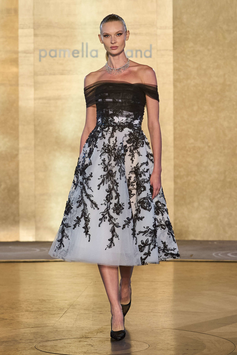 Pamella Roland fashion show for Spring/Summer 2025