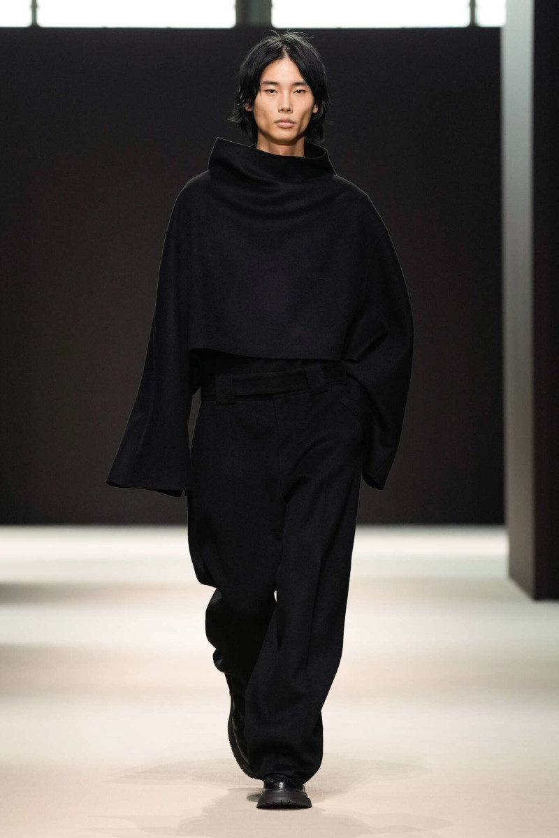 Cos Sweden fashion show for Spring/Summer 2025