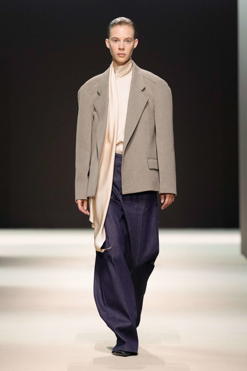 Cos Sweden fashion show for Spring/Summer 2025