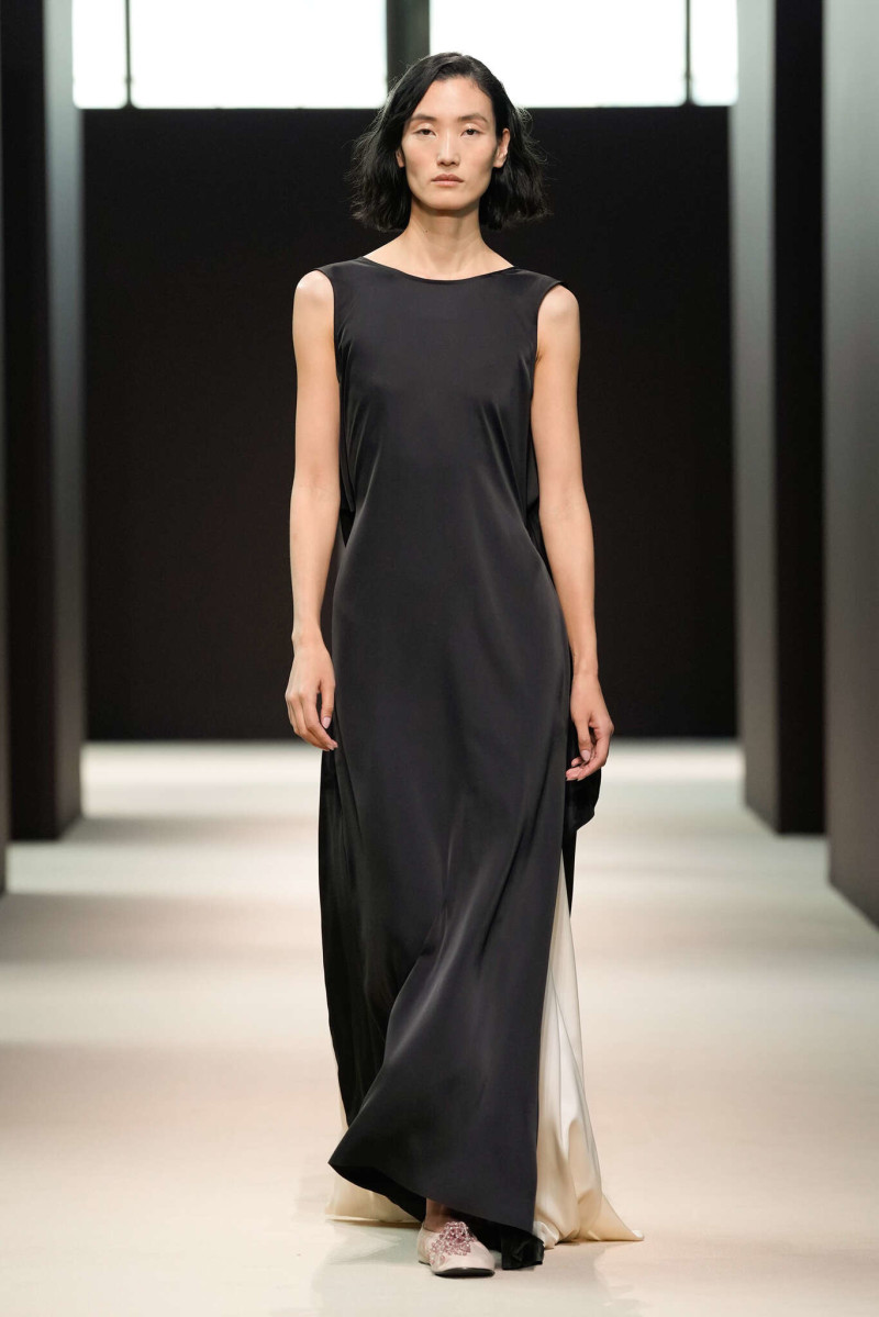 Cos Sweden fashion show for Spring/Summer 2025