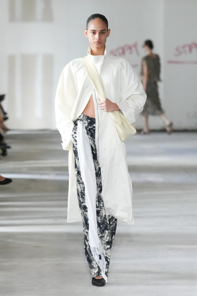 Rachel Comey fashion show for Spring/Summer 2025