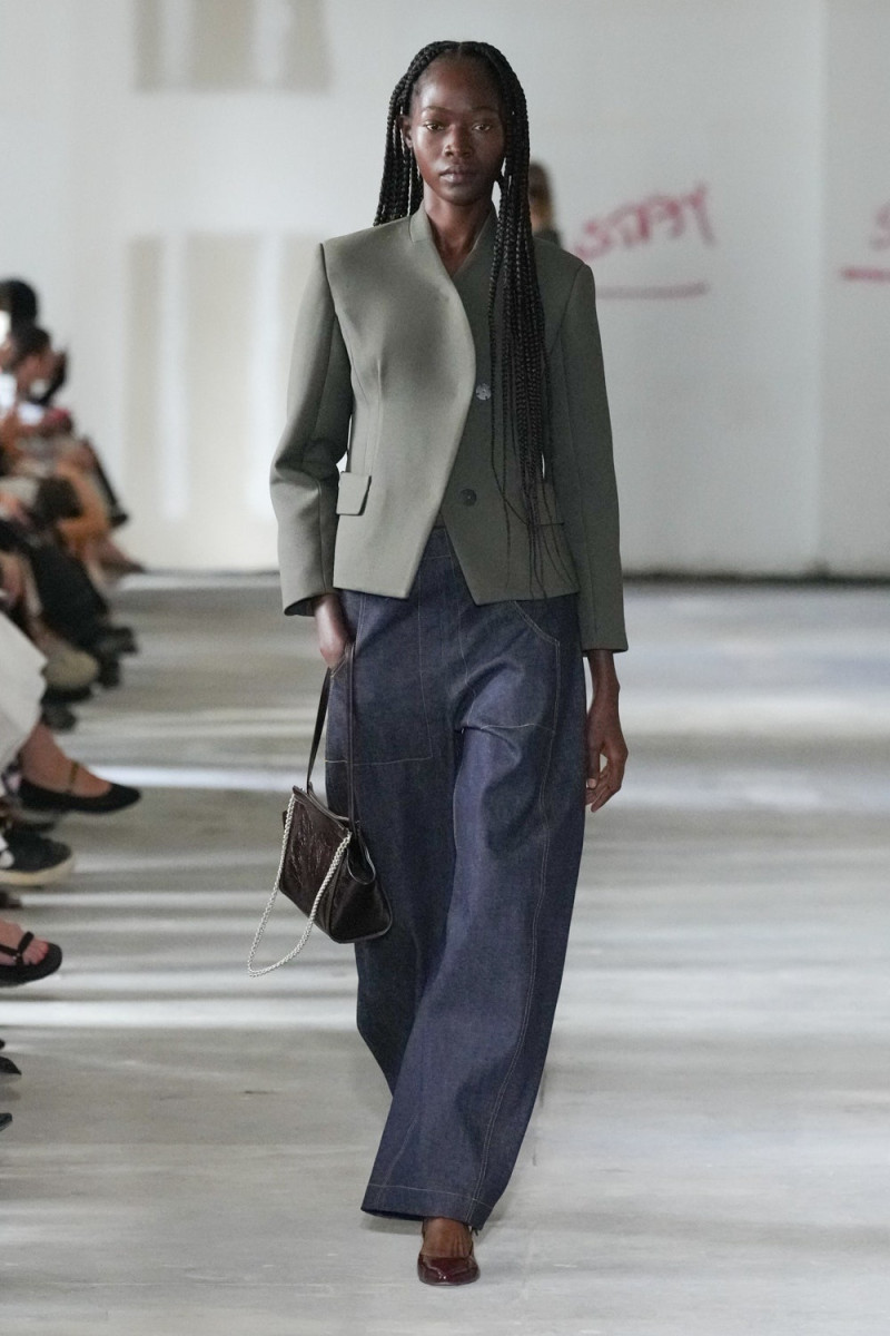Rachel Comey fashion show for Spring/Summer 2025