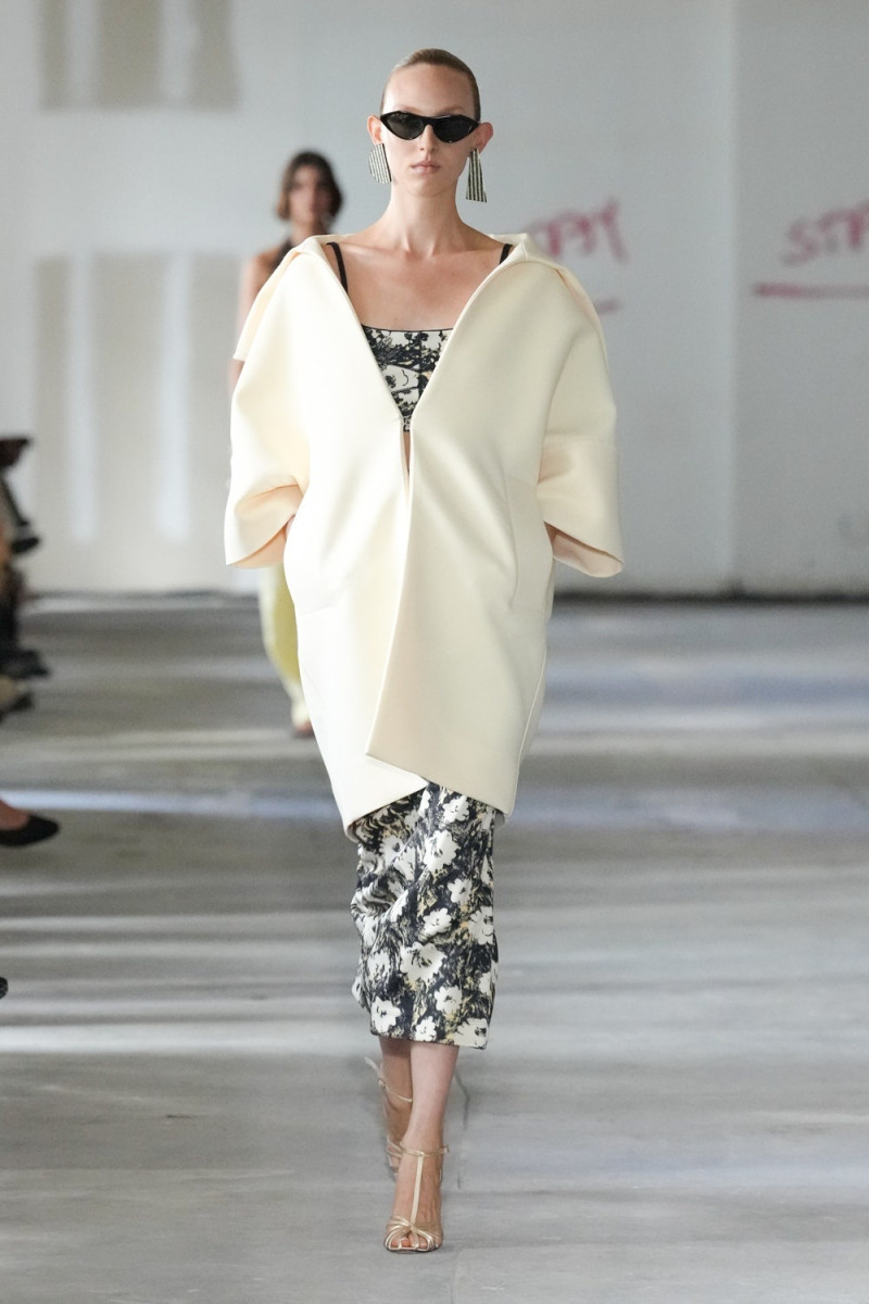 Rachel Comey fashion show for Spring/Summer 2025