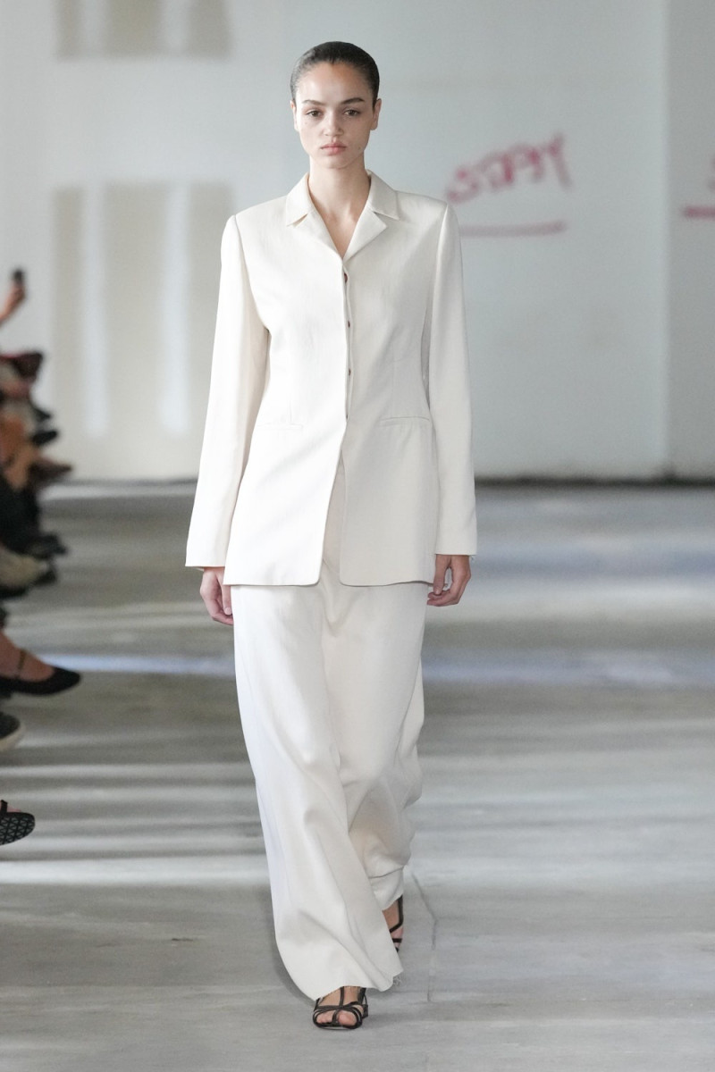 Rachel Comey fashion show for Spring/Summer 2025