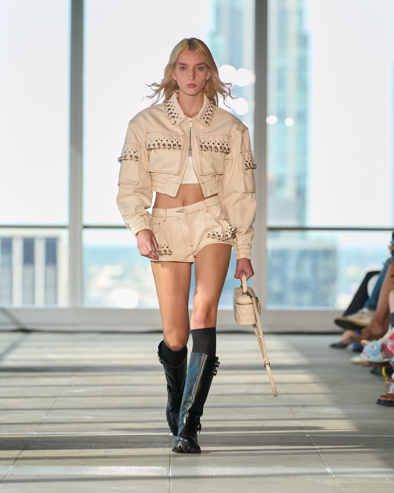 Aknvas fashion show for Spring/Summer 2025
