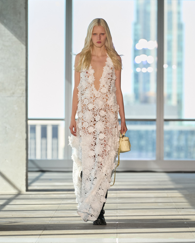 Aknvas fashion show for Spring/Summer 2025
