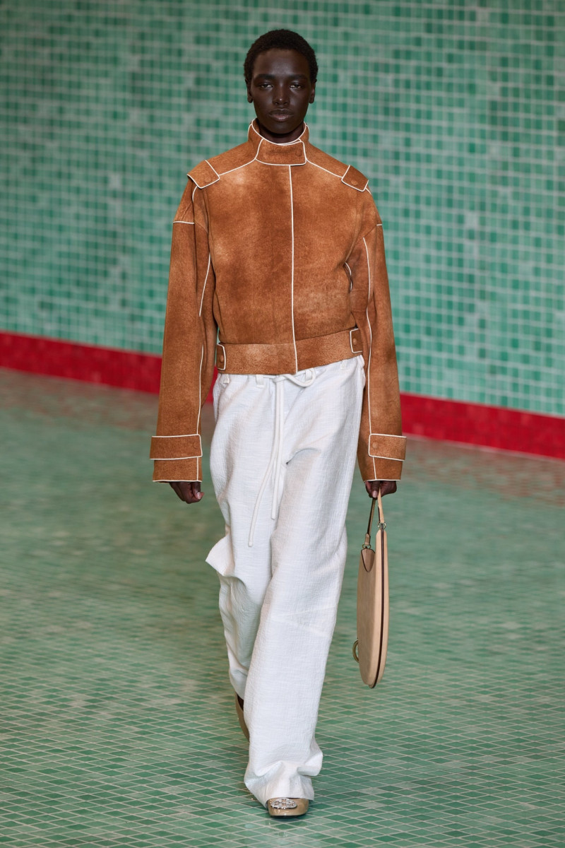 Tory Burch fashion show for Spring/Summer 2025