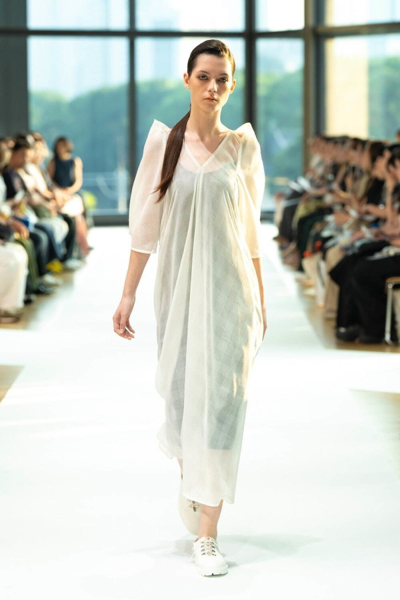 support surface fashion show for Spring/Summer 2025