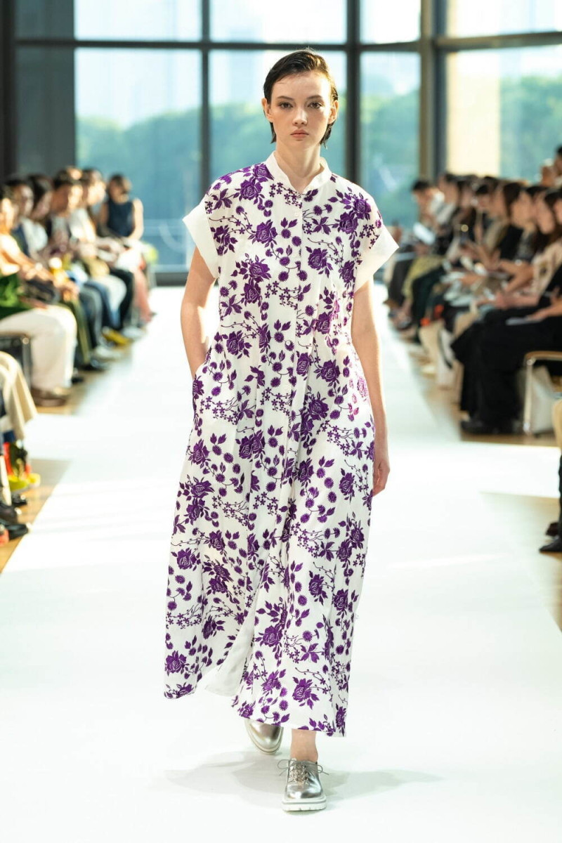support surface fashion show for Spring/Summer 2025