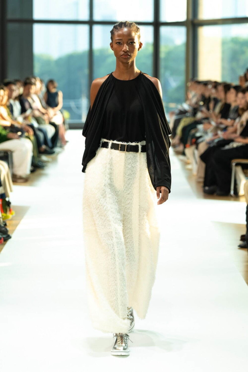 support surface fashion show for Spring/Summer 2025