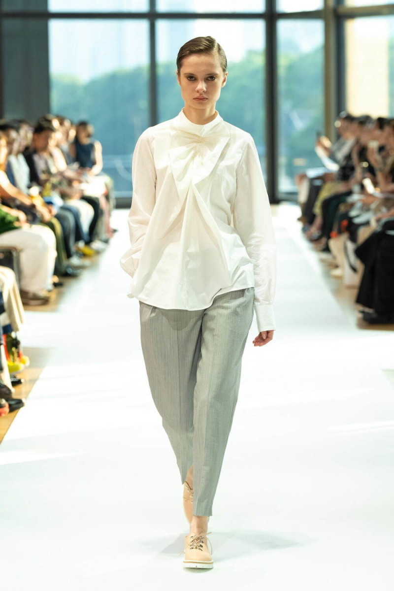 support surface fashion show for Spring/Summer 2025