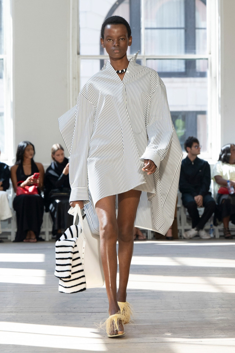 Proenza Schouler fashion show for Spring/Summer 2025