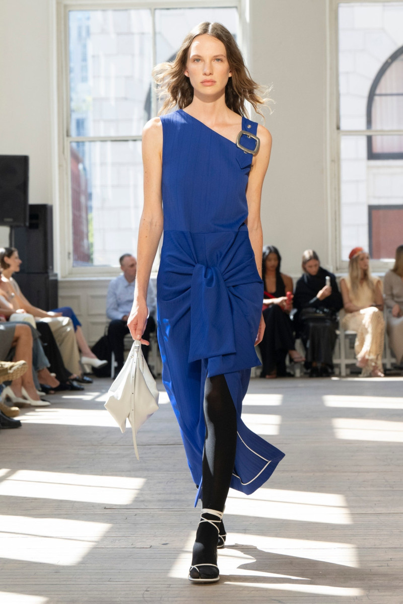 Proenza Schouler fashion show for Spring/Summer 2025