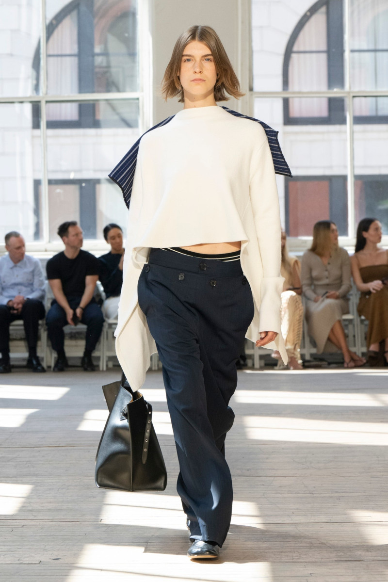 Proenza Schouler fashion show for Spring/Summer 2025